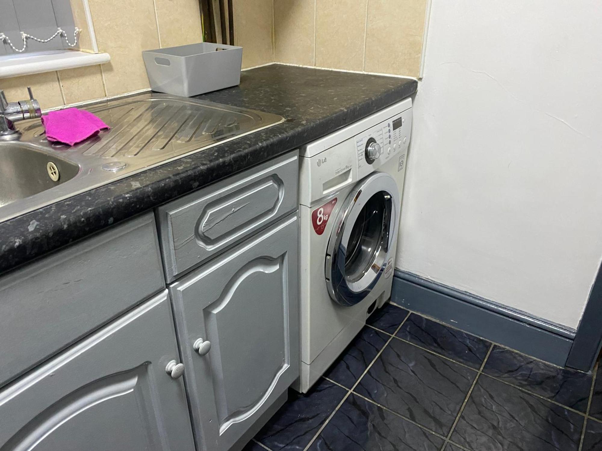 In Guest - Spacious In Centre Guest house Coventry
